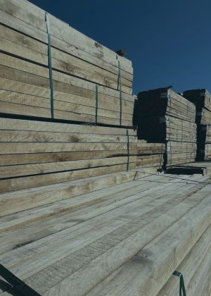 hardwood lumber image